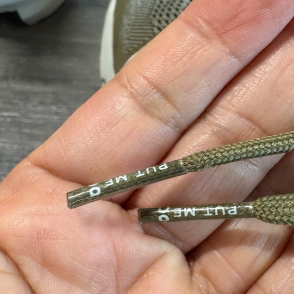 On Running Cloudsurfer Trail Earth Tone Athletic Shoes size 10.5- see photos - Picture 10 of 12